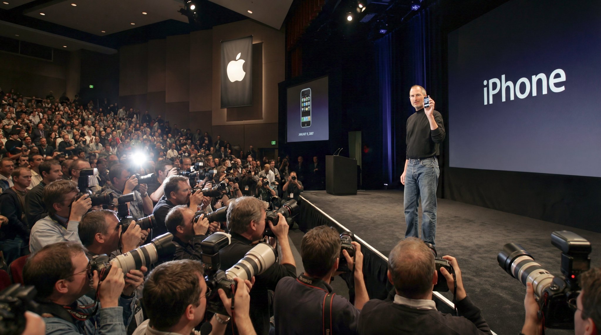 Advanced Creative Control in Nano Banana Pro for Custom Image Generation